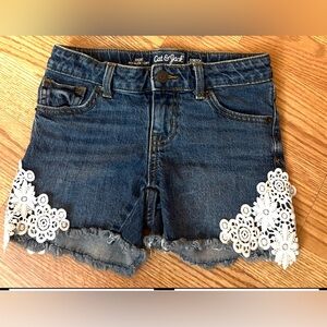 Cat & Jack Blue Denim Shorts size 7/8